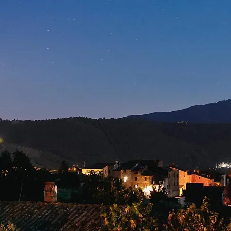 Casa Lorenzo بيت للعطل *